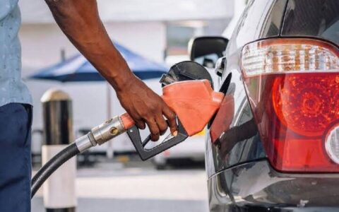 ماجرای تعطیلی جایگاه‌های سوخت در برخی ساعات چیست؟
